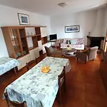 Maria Elena - 30 Pt