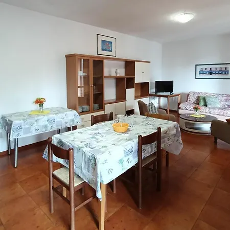 Maria Elena - 30 Pt Apartmán *