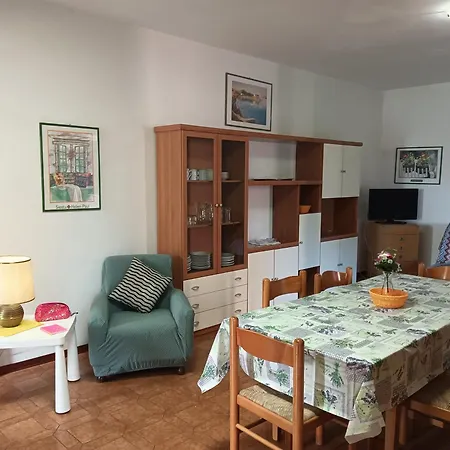 Maria Elena - 30 Pt Apartman *